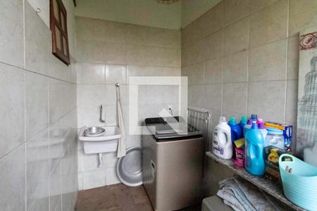 Casa à venda com 257m², 4 quartos e 4 vagas Casa à venda com 257m², 4 quartos e 4 vagasÁrea de serviço