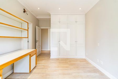 Apartamento à venda com 535m², 3 quartos e 6 vagas Apartamento à venda com 535m², 3 quartos e 6 vagasSuíte 2