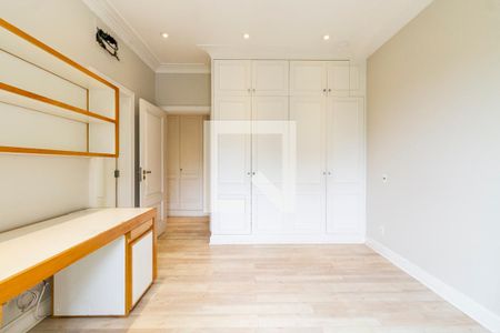 Apartamento à venda com 535m², 3 quartos e 6 vagas Apartamento à venda com 535m², 3 quartos e 6 vagasSuíte 1