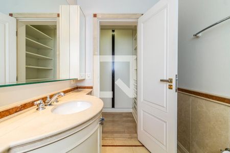 Apartamento à venda com 535m², 3 quartos e 6 vagas Apartamento à venda com 535m², 3 quartos e 6 vagasBanheiro - Closet
