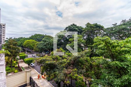 Apartamento à venda com 535m², 3 quartos e 6 vagas Apartamento à venda com 535m², 3 quartos e 6 vagasVista