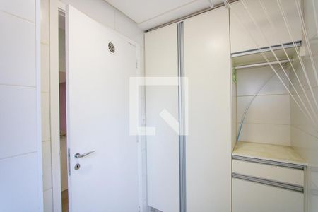 Apartamento para alugar com 96m², 2 quartos e 2 vagas Apartamento para alugar com 96m², 2 quartos e 2 vagasÁrea de serviço