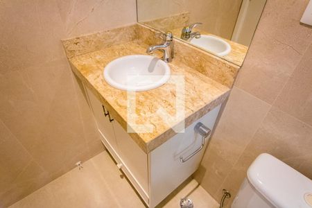 Apartamento para alugar com 96m², 2 quartos e 2 vagas Apartamento para alugar com 96m², 2 quartos e 2 vagasBanheiro do quarto 1