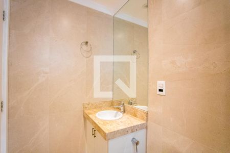 Apartamento para alugar com 96m², 2 quartos e 2 vagas Apartamento para alugar com 96m², 2 quartos e 2 vagasBanheiro do quarto 1