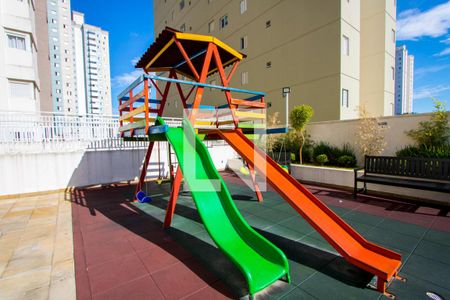 Apartamento para alugar com 96m², 2 quartos e 2 vagas Apartamento para alugar com 96m², 2 quartos e 2 vagasÁrea comum - Playground