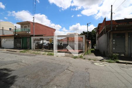 Casa à venda com 220m², 2 quartos e 4 vagasFachada