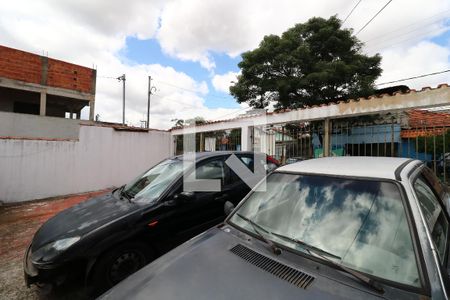 Casa à venda com 220m², 2 quartos e 4 vagasGaragem