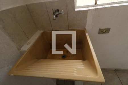 Casa à venda com 220m², 2 quartos e 4 vagasÁrea de Serviço - Tanque