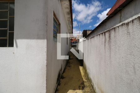 Casa à venda com 220m², 2 quartos e 4 vagasQuintal