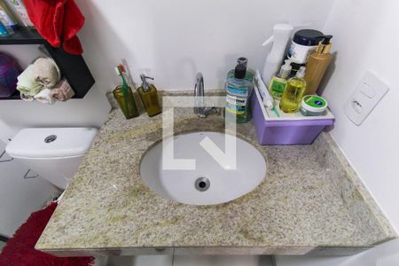 Apartamento à venda com 50m², 2 quartos e sem vaga Apartamento à venda com 50m², 2 quartos e sem vagaBanheiro