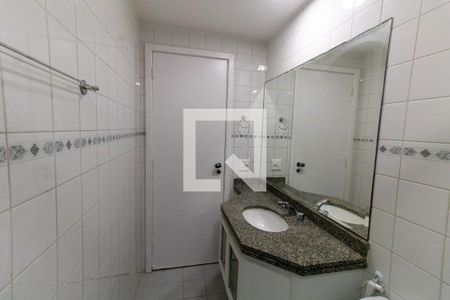 Apartamento à venda com 120m², 3 quartos e 2 vagasBanheiro Social