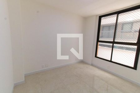 Apartamento à venda com 120m², 3 quartos e 2 vagasQuarto 2