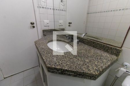 Apartamento à venda com 120m², 3 quartos e 2 vagasBanheiro Social