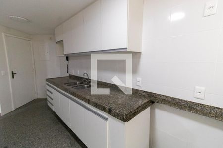 Apartamento à venda com 120m², 3 quartos e 2 vagasCozinha