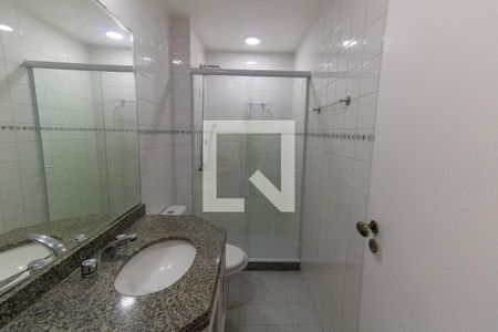Apartamento à venda com 120m², 3 quartos e 2 vagasBanheiro Social