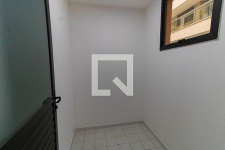 Apartamento à venda com 120m², 3 quartos e 2 vagasQuarto de Serviço