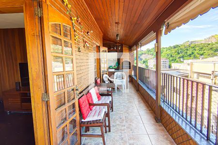 Apartamento para alugar com 138m², 3 quartos e 2 vagas Apartamento para alugar com 138m², 3 quartos e 2 vagascobertura