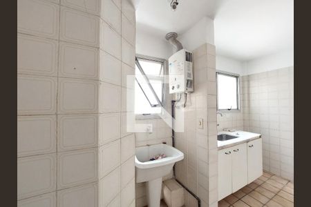 Apartamento à venda com 70m², 3 quartos e 1 vagaÁrea de Serviço