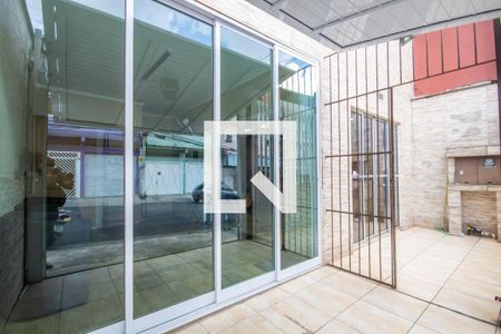 Casa à venda com 107m², 3 quartos e 2 vagas Casa à venda com 107m², 3 quartos e 2 vagasEspaço /Multiuso  Garagem