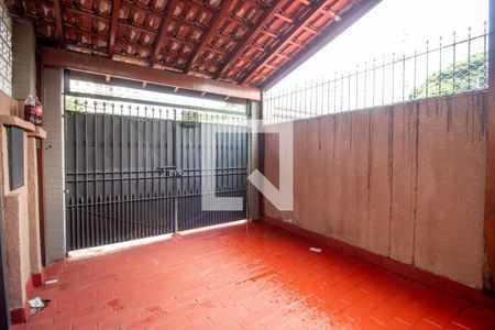 Casa à venda com 200m², 3 quartos e 1 vaga Casa à venda com 200m², 3 quartos e 1 vagaGaragem