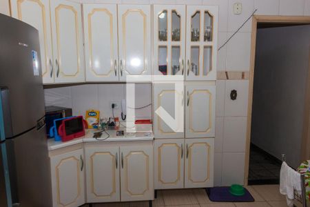 Casa para alugar com 90m², 4 quartos e 2 vagas Casa para alugar com 90m², 4 quartos e 2 vagasCozinha