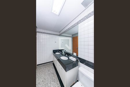 Apartamento para alugar com 78m², 2 quartos e 1 vaga Apartamento para alugar com 78m², 2 quartos e 1 vagaBanheiro Social