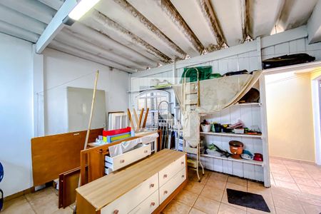 Casa à venda com 230m², 3 quartos e 2 vagasQuarto de Serviço