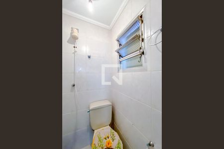 Casa à venda com 230m², 3 quartos e 2 vagasBanheiro de serviço