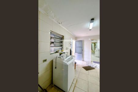 Casa à venda com 230m², 3 quartos e 2 vagasÁrea de Serviço