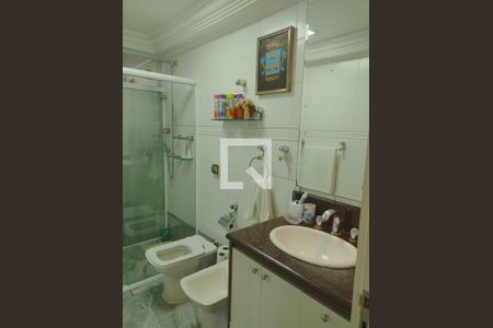 Apartamento à venda com 136m², 3 quartos e 2 vagasBanheiro da Suíte