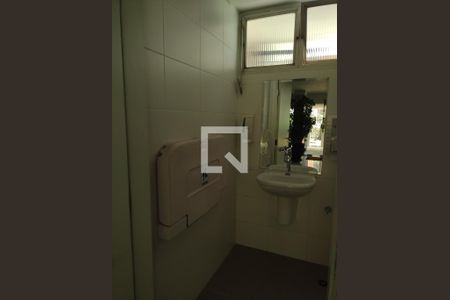 Apartamento à venda com 136m², 3 quartos e 2 vagasÁrea comum - Lavabo salão de festa