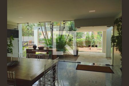 Apartamento à venda com 136m², 3 quartos e 2 vagasÁrea comum- salão de festa