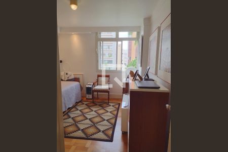 Apartamento à venda com 136m², 3 quartos e 2 vagasquarto 1