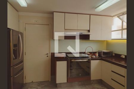 Apartamento à venda com 136m², 3 quartos e 2 vagasCozinha