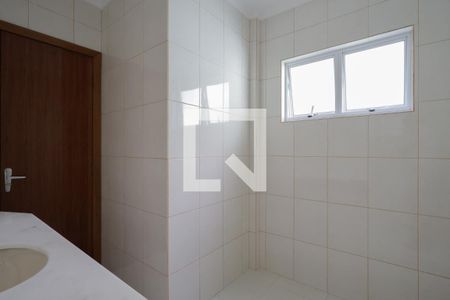 Casa à venda com 110m², 3 quartos e 2 vagas Casa à venda com 110m², 3 quartos e 2 vagasBanheiro da Suíte 1