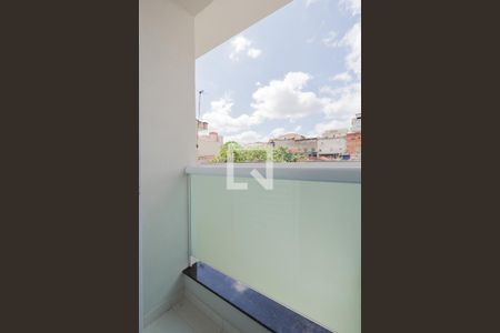 Casa à venda com 110m², 3 quartos e 2 vagas Casa à venda com 110m², 3 quartos e 2 vagasVaranda da Suíte 2