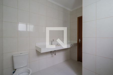 Casa à venda com 110m², 3 quartos e 2 vagas Casa à venda com 110m², 3 quartos e 2 vagasBanheiro da Suíte 1