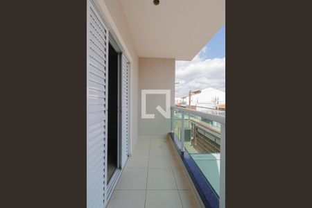Casa à venda com 110m², 3 quartos e 2 vagas Casa à venda com 110m², 3 quartos e 2 vagasVaranda da Suíte 1