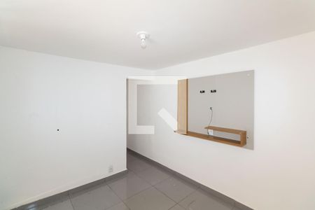 Sala de casa para alugar com 2 quartos, 60m² em Campo Grande, Rio de Janeiro