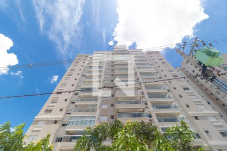Apartamento à venda com 66m², 2 quartos e 1 vaga Apartamento à venda com 66m², 2 quartos e 1 vagaFachada
