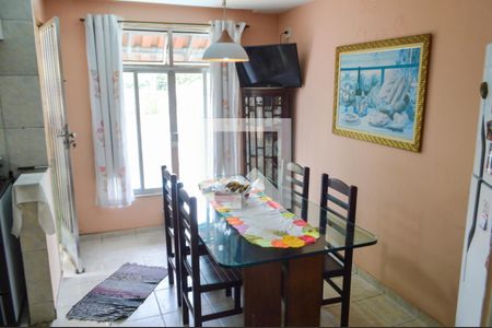 Casa de condomínio para alugar com 230m², 6 quartos e 2 vagasCozinha