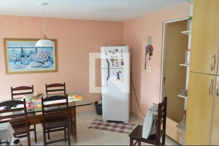 Casa de condomínio para alugar com 230m², 6 quartos e 2 vagasCozinha