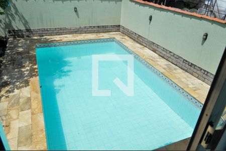 Casa de condomínio para alugar com 230m², 6 quartos e 2 vagasPiscina