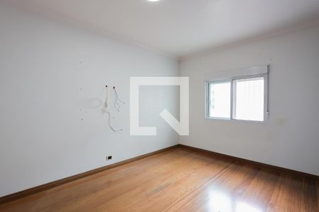 Casa à venda com 212m², 3 quartos e 3 vagas Casa à venda com 212m², 3 quartos e 3 vagasQuarto 2