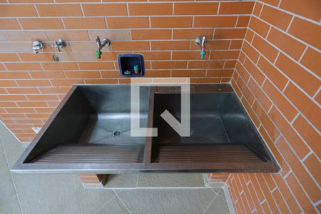 Casa à venda com 212m², 3 quartos e 3 vagas Casa à venda com 212m², 3 quartos e 3 vagasÁrea de serviço