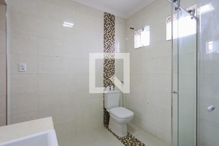 Casa à venda com 212m², 3 quartos e 3 vagas Casa à venda com 212m², 3 quartos e 3 vagasBanheiro da Suíte