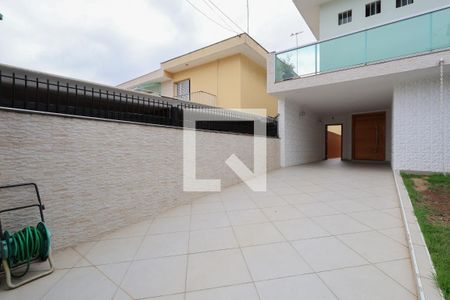 Casa à venda com 212m², 3 quartos e 3 vagas Casa à venda com 212m², 3 quartos e 3 vagasGaragem