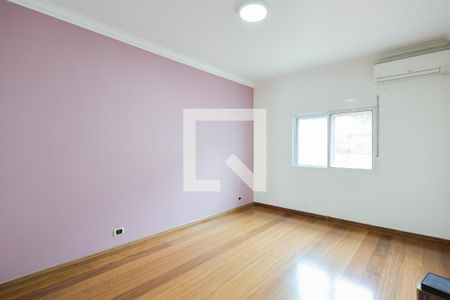 Casa à venda com 212m², 3 quartos e 3 vagas Casa à venda com 212m², 3 quartos e 3 vagasQuarto 1