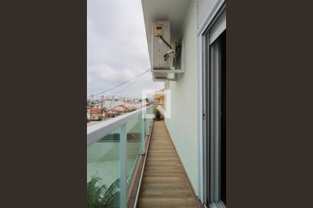 Casa à venda com 212m², 3 quartos e 3 vagas Casa à venda com 212m², 3 quartos e 3 vagasVaranda da Suíte