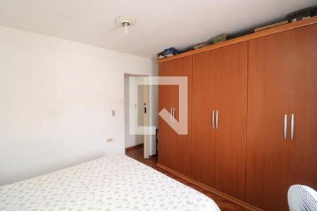 Casa à venda com 136m², 4 quartos e 1 vagaQuarto